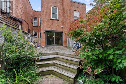 157 St Andrew Street, Ottawa, ON 