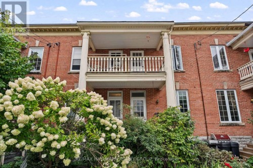 157 St Andrew Street, Ottawa, ON 