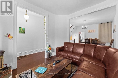 157 St Andrew Street, Ottawa, ON 