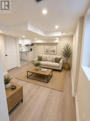 LWR-1B - 60 WAKELIN TERRACE , St. Catharines (Carlton/Bunting), Ontario L2M 4K9 5