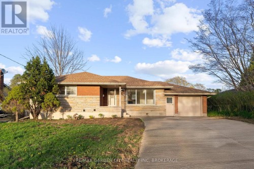 LWR-2B - 60 WAKELIN TERRACE , St. Catharines (Carlton/Bunting), Ontario L2M 4K9 2