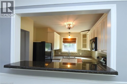 945 Glen View Avenue, Burlington, ON 