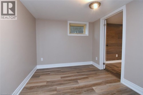 945 Glen View Avenue, Burlington, ON 