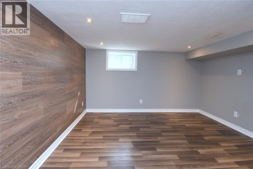 945 Glen View Avenue, Burlington, ON 