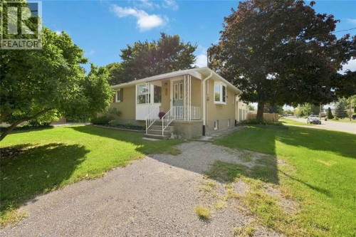 453 BENTINCK STREET  St Clair, ON N0N 1G0