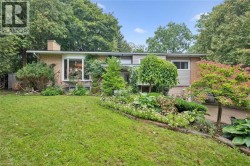 100 FOREST HILL Drive  Kitchener, ON N2M 4G3