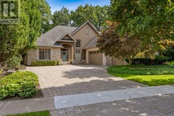 41 SCULLER'S WAY St. Catharines (Martindale Pond), ON L2N 7S7