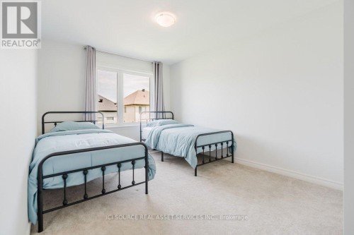 674 CAPRICORN CIRCLE , Ottawa, Ontario K4M 0J5 5