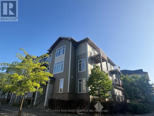 298C EVEREST PRIVATE , Ottawa, Ontario K1G 4E3 2
