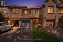 515 WOODCHASE STREET  Ottawa, ON K2W 1J2