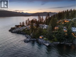 6054 GLENEAGLES DRIVE  West Vancouver, BC V7W 1W2