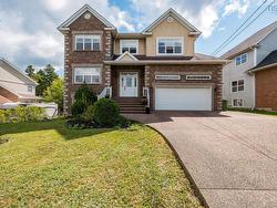 382 Southgate Drive Bedford, NS B4A 4L8