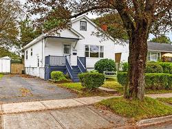 3694 Leaman Street  Halifax, NS B3K 4A1