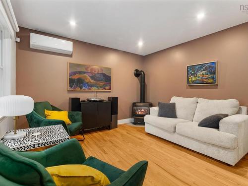 10 Foxgrove Lane, Dartmouth, NS 