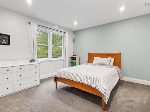 10 Foxgrove Lane, Dartmouth, NS 