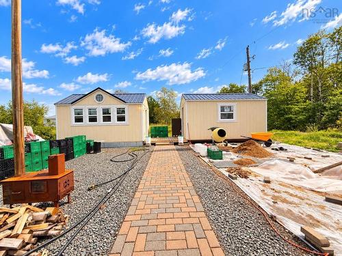 205 McGee Street  Springhill, NS B0M 1X0