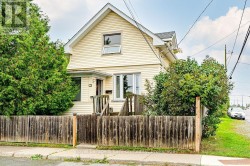 138 COLLEGE STREET  Thunder Bay (College Heights), ON P7A 5J5