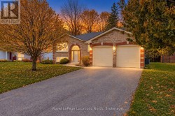 40 FAIRWAY CRESCENT Wasaga Beach, ON L9Z 1B8