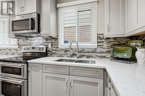 3089 Plum Tree Crescent, Mississauga, ON 