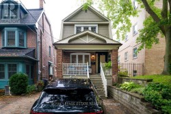 80 ELMER AVENUE  Toronto, ON M4L 3R7
