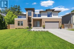 1189 TISDALE STREET Oakville, ON L6L 2S9