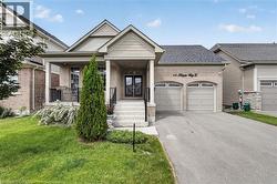 48 HARPIN Way E Centre Wellington, ON N1M 0E9
