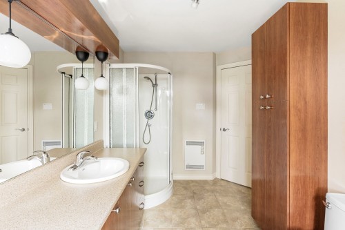 Bathroom - 176  - 306 64E Rue E., Québec (Charlesbourg), QC 