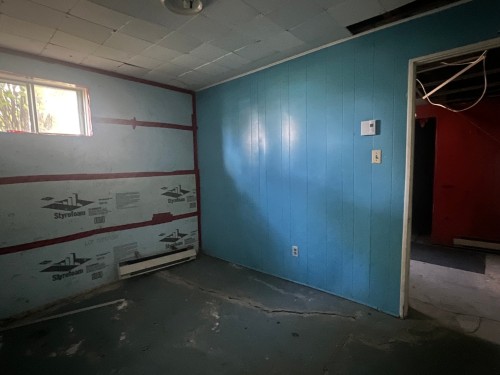 Cave/Chambre froide - 11 7E Rue, Chapais, QC 