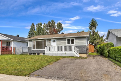 355 Rue de Pointe-Gatineau  Gatineau (Gatineau), QC J8T 2B9