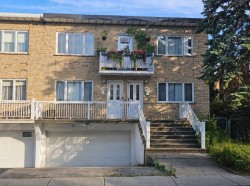 2690  - 2692 Rue Cazeneuve  Montréal (Saint-Laurent), QC H4R 1M5