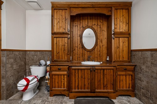 Bathroom - 60 Rue Maréchal-Ferrant, Saint-Calixte, QC 