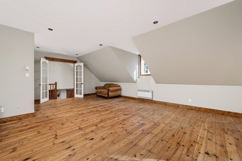 Master Bedroom - 60 Rue Maréchal-Ferrant, Saint-Calixte, QC 
