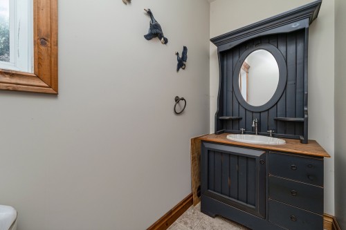 Powder room - 60 Rue Maréchal-Ferrant, Saint-Calixte, QC 