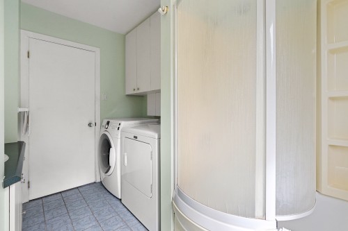 Bathroom - 3379 Rue Biard, Québec (Sainte-Foy/Sillery/Cap-Rouge), QC 
