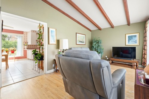 Living Room - 3379 Rue Biard, Québec (Sainte-Foy/Sillery/Cap-Rouge), QC 