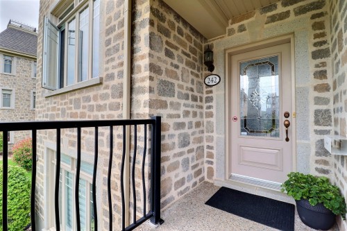 Front of Structure - 242 Rue D'Everell, Québec (Beauport), QC 