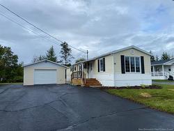 28 Le Paradis ST  Saint-Jacques, NB E7B 1T7