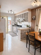 9034 Rue Descartes Montréal (Saint-Léonard), QC H1R 3P5