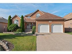 2705 LOMBARDY Crescent Lasalle, ON N9H 2L7