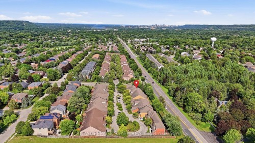 24-10 Davidson Boulevard, Hamilton, ON 