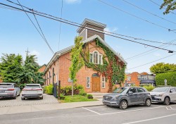 148 Rue Jacques-Cartier N.  Saint-Jean-Sur-Richelieu, QC J3B 6S6