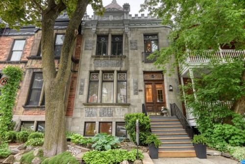 439 Av. Elm , Westmount, QC H3Y 3H9 1