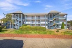 #305-3087 Barons Rd Nanaimo, BC V9T 3Y6