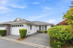 #11-6595 Groveland Dr Nanaimo, BC V9V 1S6