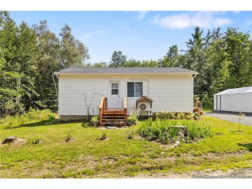 23 Oak Street, Minto, NB 
