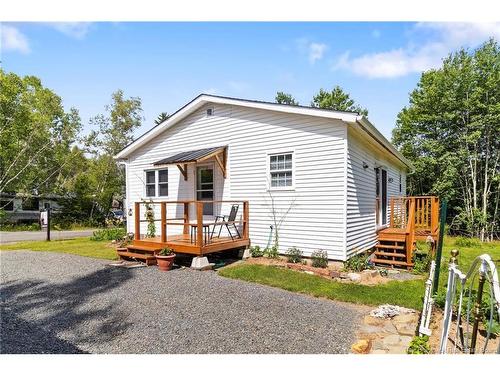 23 Oak Street, Minto, NB 