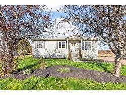 205 Thomas ST  Dieppe, NB E1A 2C3