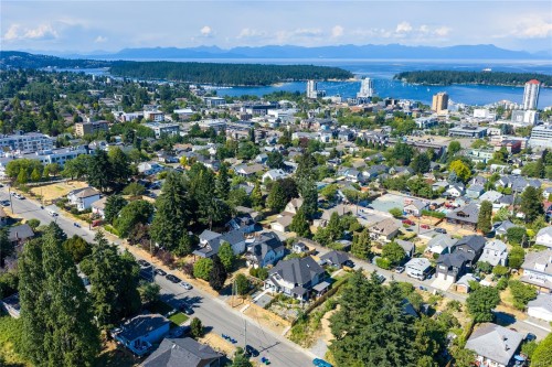 476 Machleary St, Nanaimo, BC 