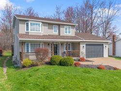 25 Terrace Heights Drive  New Glasgow, NS B2H 5V8