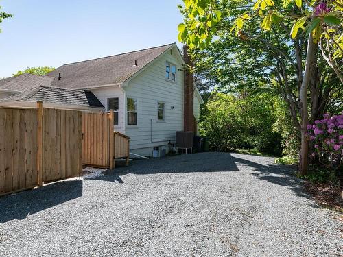 3 Scotsburn Avenue, Dartmouth, NS 